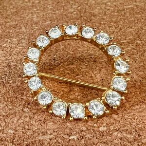 Vintage Gold and Rhinestone Crystal Brooch